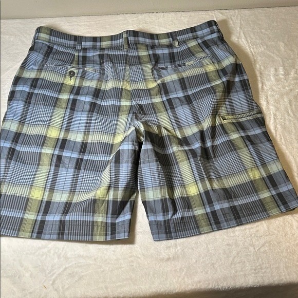 PGA Tour Mens Golf Shorts Plaid Pattern Gray Blue‎ Yellow Casual - Picture 4 of 5